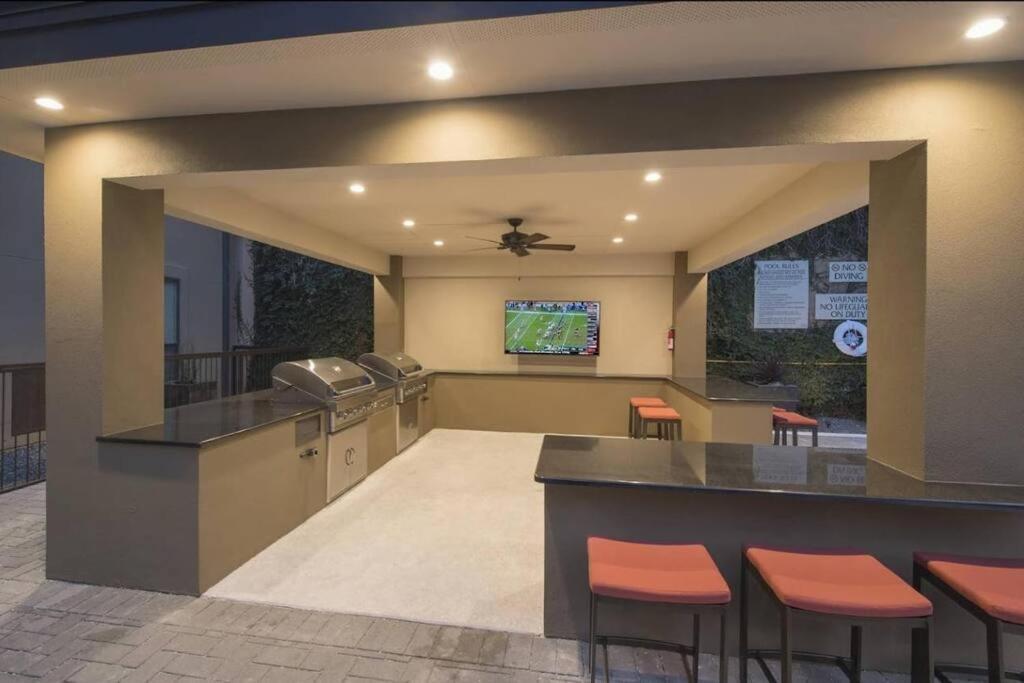 Blessed Home For Blessed Guests Austin Exterior photo